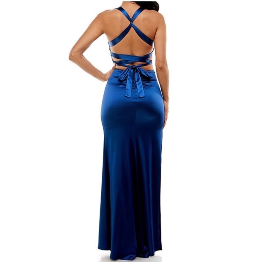 B Darlin Blue Ruched Bodycon Gown Halter Plunge - Picture 4 of 10